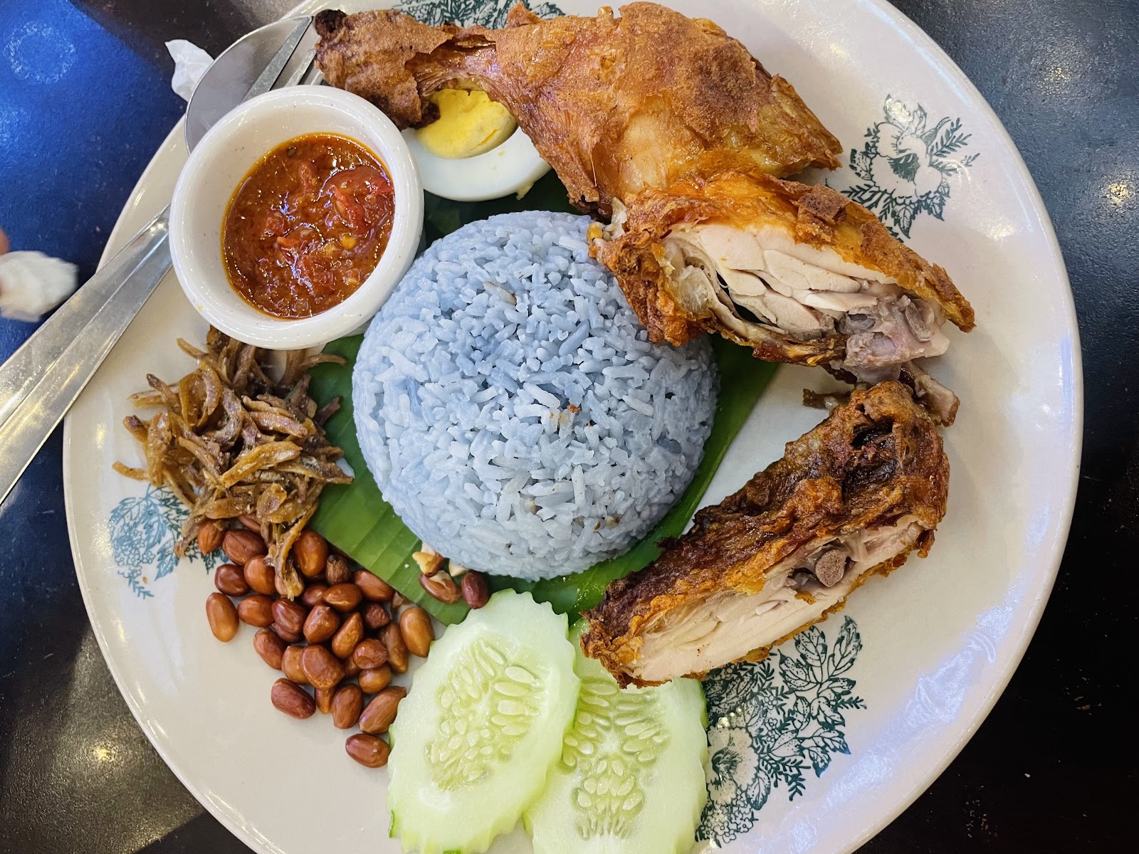 Nasi Lemak POWER 9 (Spices Fried Chicken + Sambal special!) 九号爆炸鸡腿配蓝花椰浆饭
